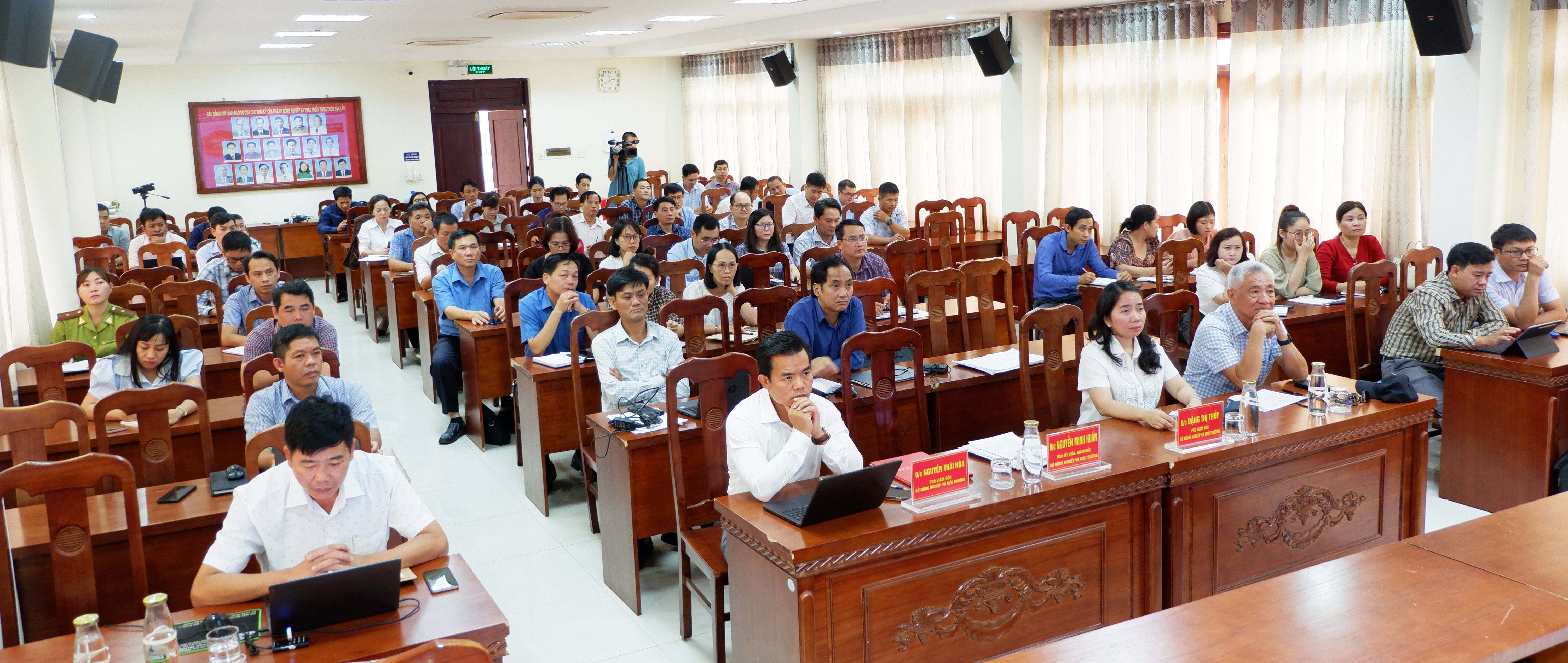 Nâng cao năng lực phát triển khoa học công nghệ, đổi mới sáng tạo và chuyển đổi số cho công chức, viên chức