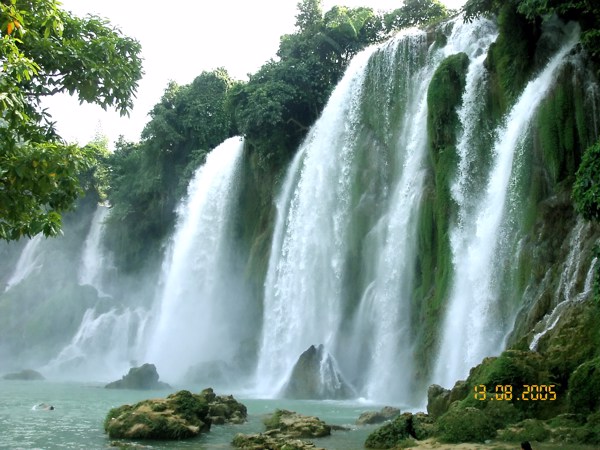  Công ước về Luật sử dụng các nguồn nước liên quốc gia cho các mục đích phi giao thông thủy có hiệu lực kể từ ngày 17/8/2014