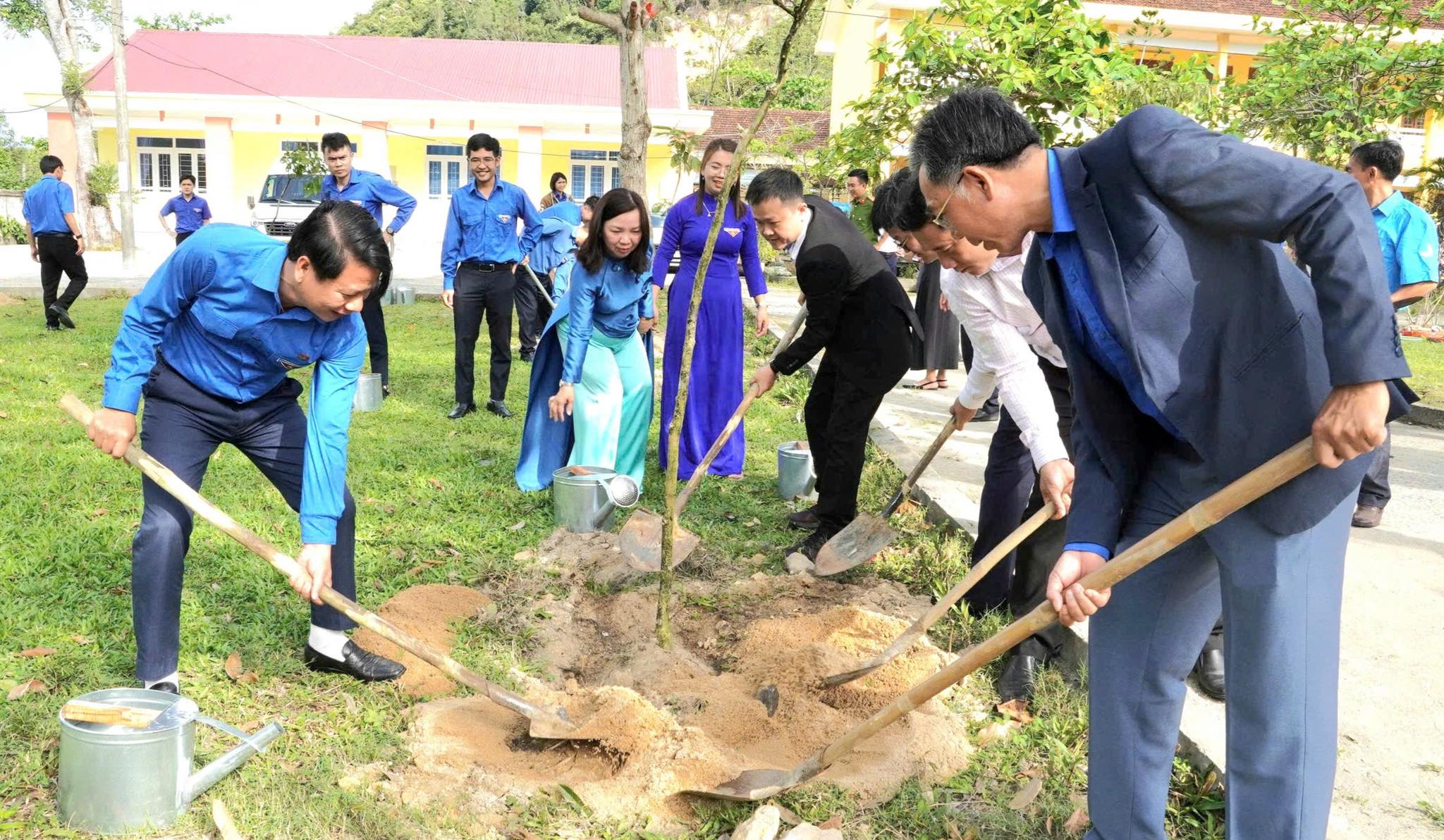 646698967_25932585213068760_8325024575966820443_n