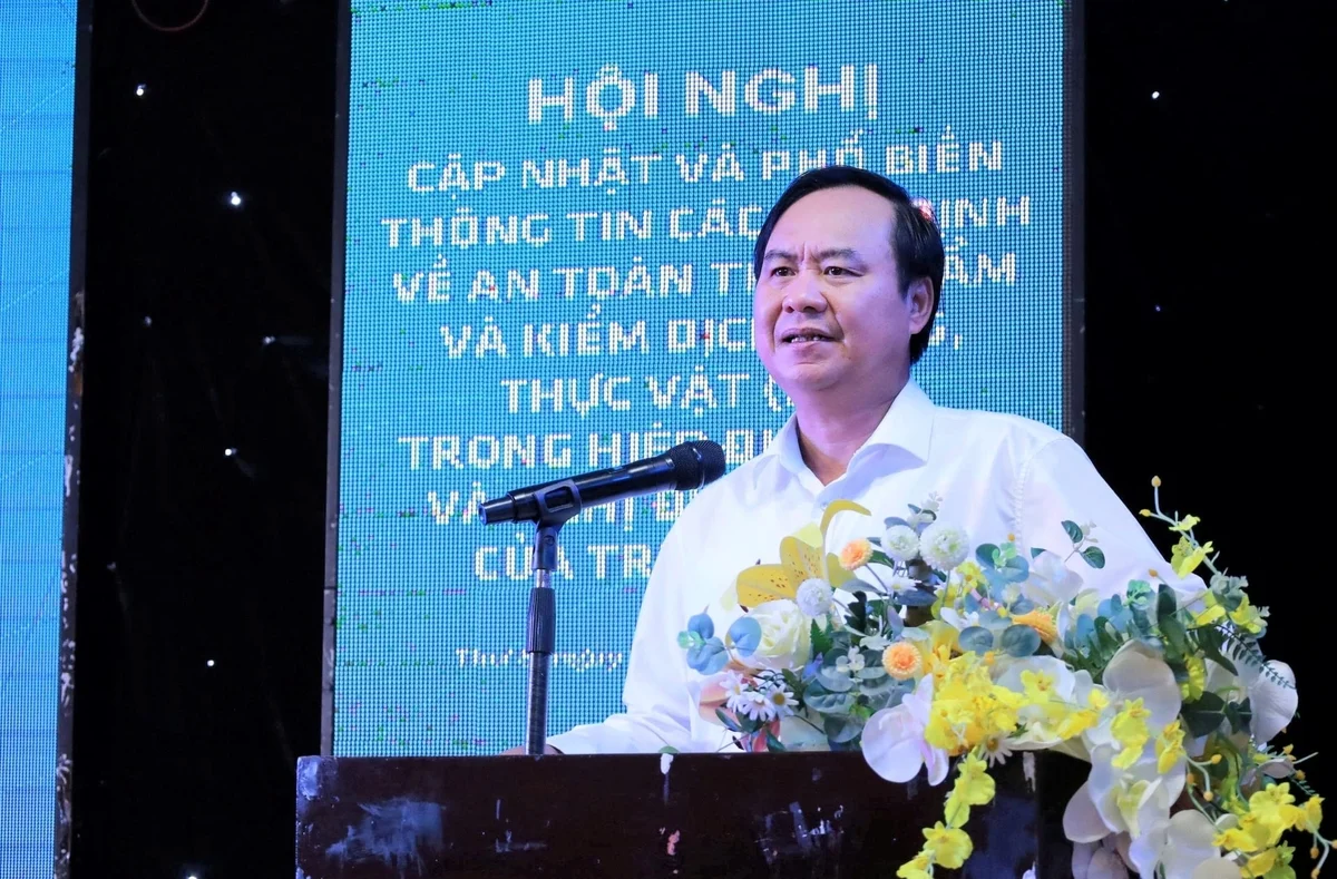 a-hung-095429_596-104815