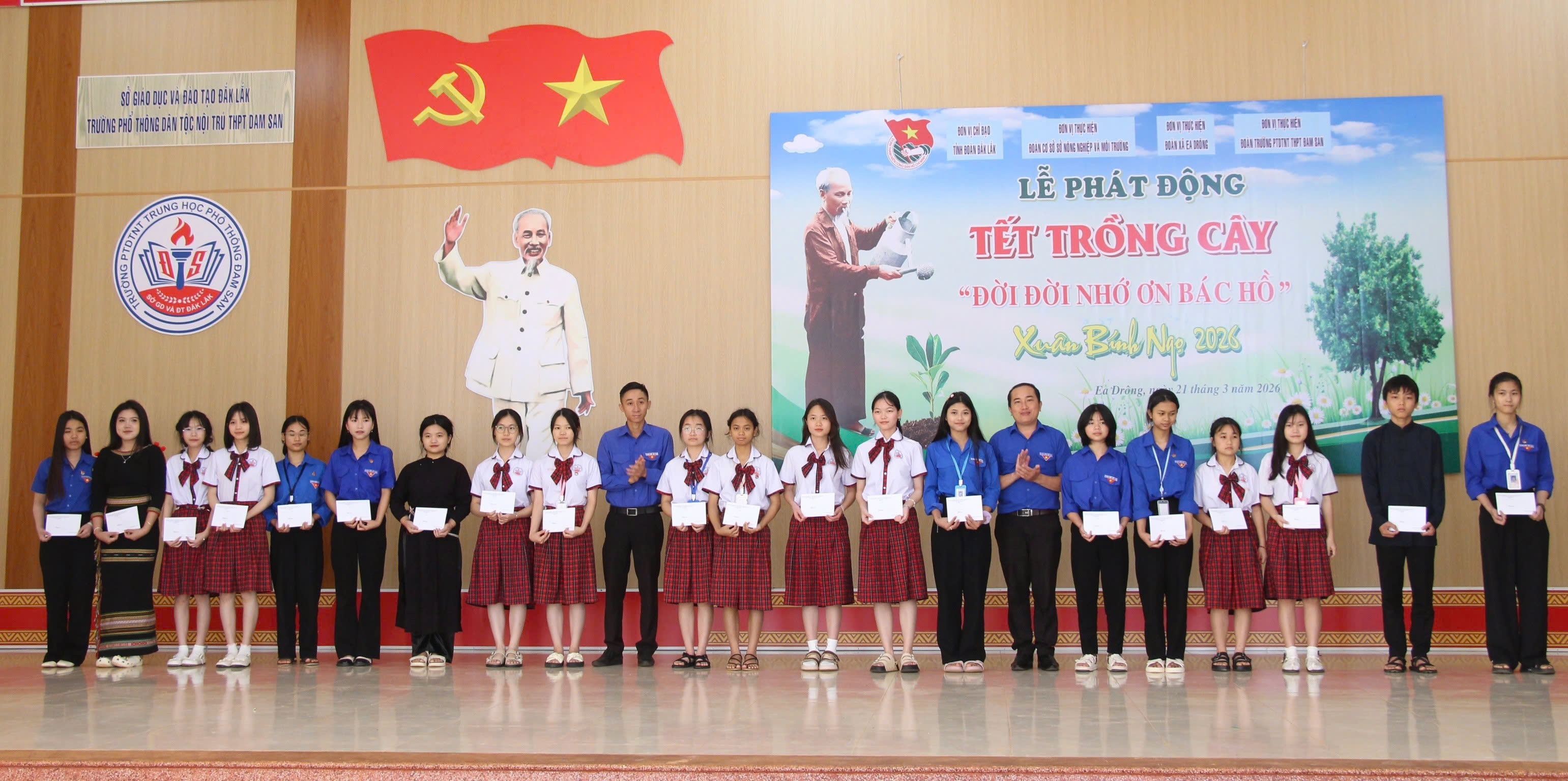 z7643506867091_c5235a801b194b24068d485ce70dd52b